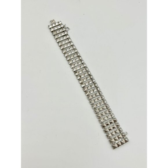 Vintage Signed TRIFARI Textured Silver Tone Bracelet Wide Retro Classic Design - Picture 3 of 9